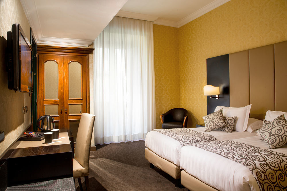 Savoy Rom